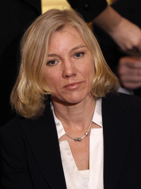 Παραδέχεται φορολογικές παρατυπίες αλλά δεν παραιτείται ιταλίδα υπουργός